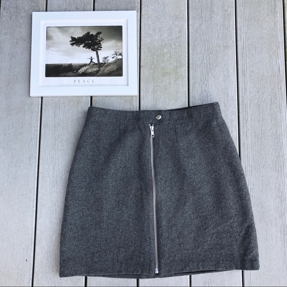 MADEWELL charcoal grey wool blend skirt, size 4